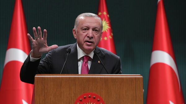 Recep Tayyip Erdogan, presidente turco, durante reunião de gabinete em Ancara, Turquia, 23 de maio de 2022 - Sputnik Brasil