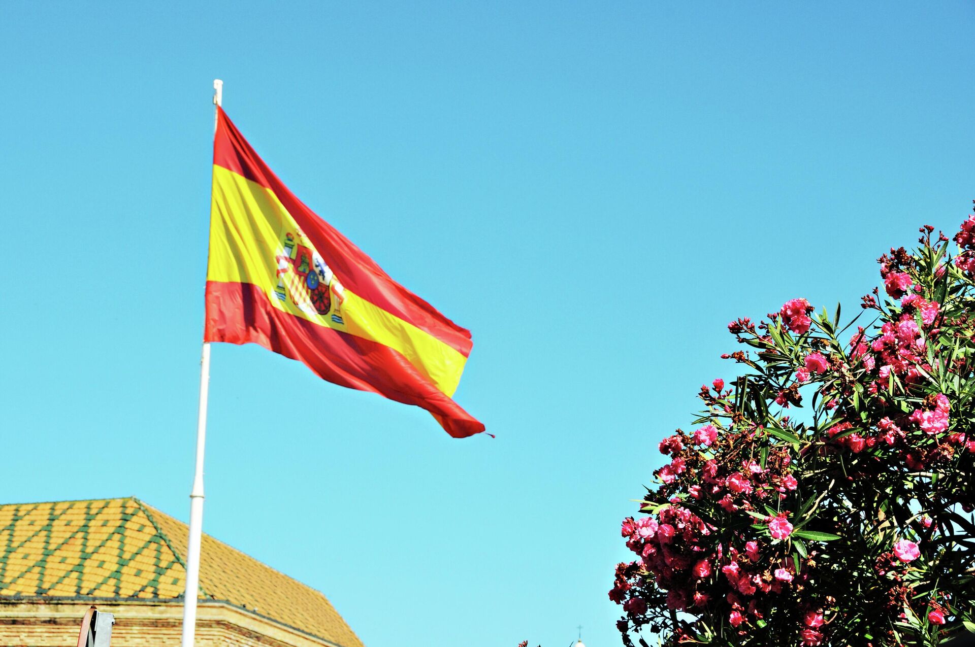 Bandeira da Espanha (imagem referencial) Bandeira da Espanha (imagem referencial)