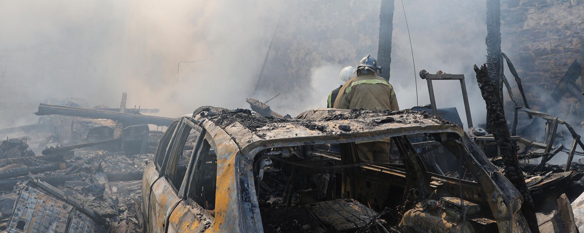 Consequências do bombardeio no centro de Donetsk pelas forças da Ucrânia, 6 de junho de 2022 - Sputnik Brasil, 1920, 02.01.2024