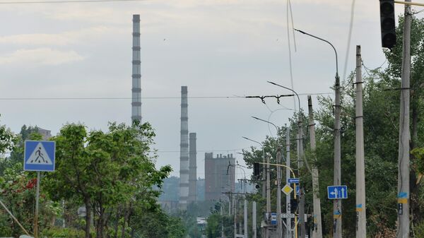 Vista da fábrica Azot, em Severodonetsk, de cuja planta as Forças Armadas russas liberaram 800 pessoas em 25 de junho de 2022 - Sputnik Brasil
