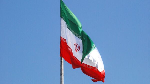 A bandeira do Irã em rua de Teerã, em 15 de junho de 2018 - Sputnik Brasil