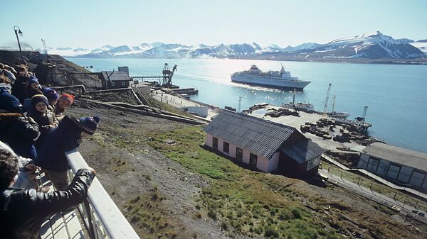 Assentamento russo de Barentsburg, no arquipélago norueguês de Svalbard - Sputnik Brasil