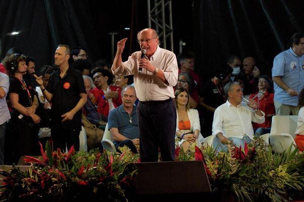 Geraldo Alckmin discursa durante ato de lançamento da pré-candidatura de Lula à Presidência da República, no Rio de Janeiro, em 7 de julho de 2022 - Sputnik Brasil