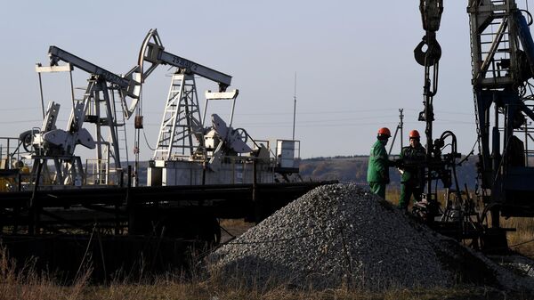 Extração de petróleo no Tatarstão (foto de arquivo) - Sputnik Brasil