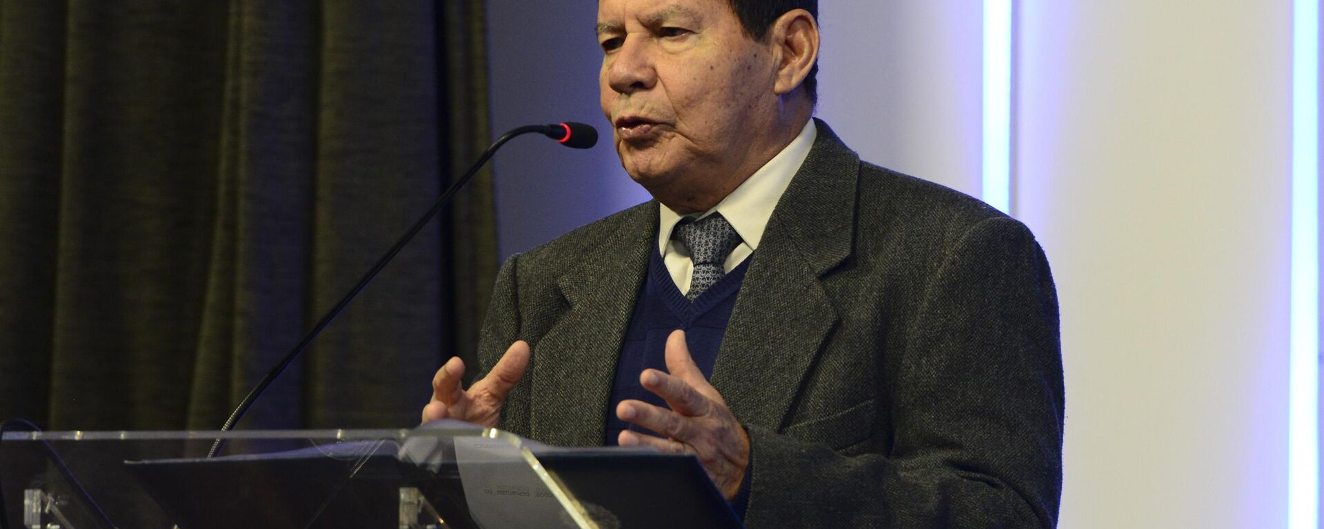 O vice-presidente Hamilton Mourão participa de almoço na CIC de Caxias do Sul (RS), 12 julho de 2022 - Sputnik Brasil, 1920, 13.07.2022