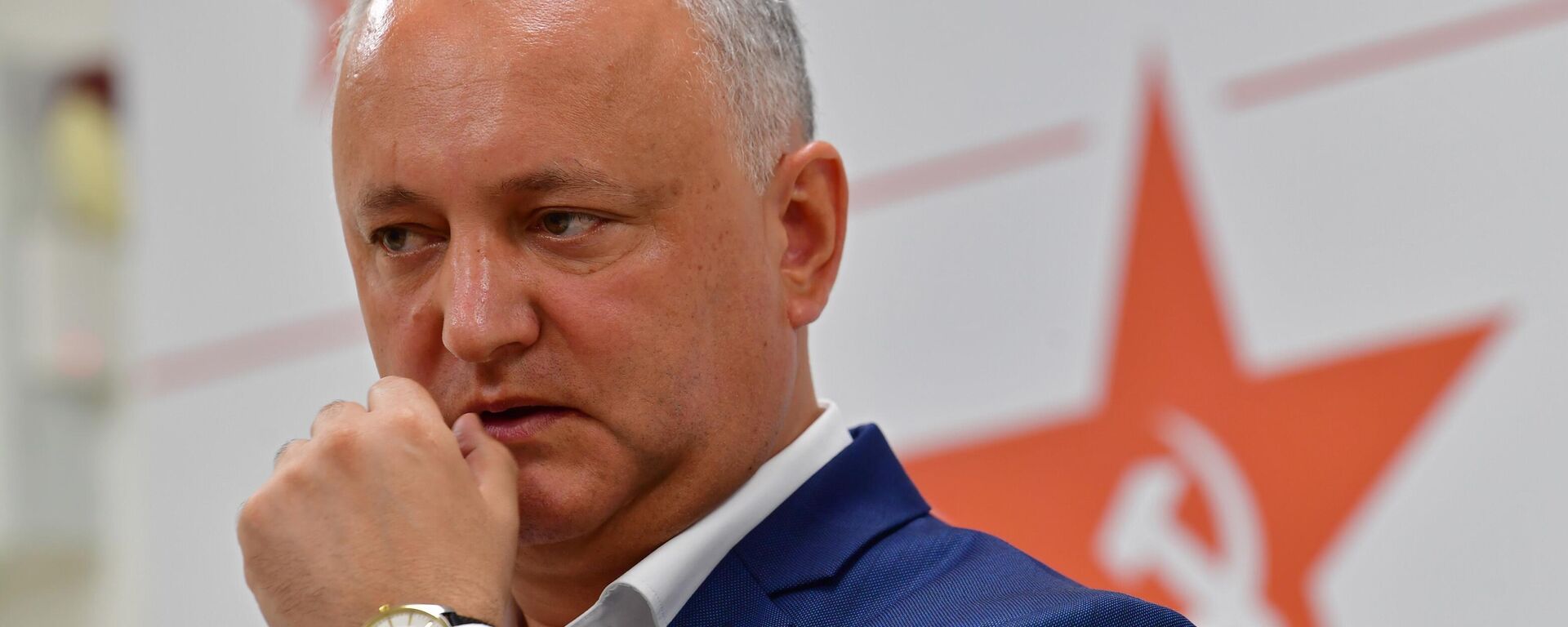 Presidente do Partido dos Socialistas da República da Moldávia, Igor Dodon, durante uma coletiva de imprensa após eleições legislativas na Moldávia, 12 de julho de 2021 - Sputnik Brasil, 1920, 29.07.2022