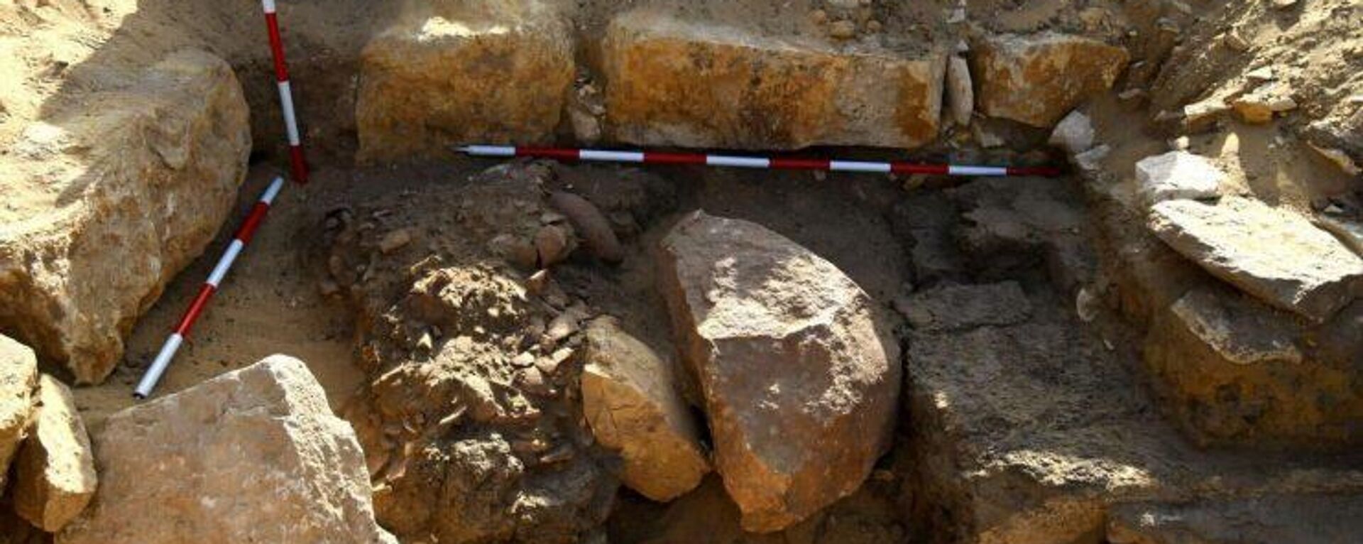 Escavações arqueológicas em Abusir, no Egito  - Sputnik Brasil, 1920, 05.07.2023