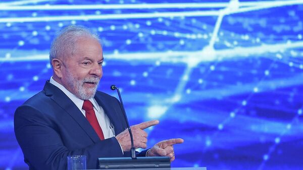 Ex-presidente Luiz Inácio Lula da Silva (PT) participa de debate do pool Band, Cultura, UOL e Folha, em 28 de agosto de 2022 - Sputnik Brasil