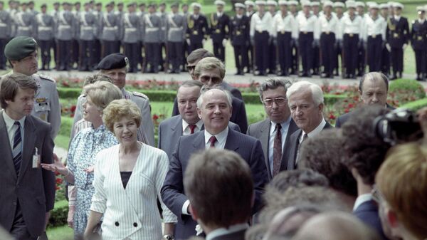 Presidente da União Soviética, Mikhail Gorbachev, durante a visita oficial à República Federal da Alemanha em junho de 1989  - Sputnik Brasil