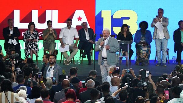 Luiz Inácio Lula da Silva (PT) participa de comício com evangélicos em São Gonçalo (RJ), em 9 de setembro de 2022 - Sputnik Brasil