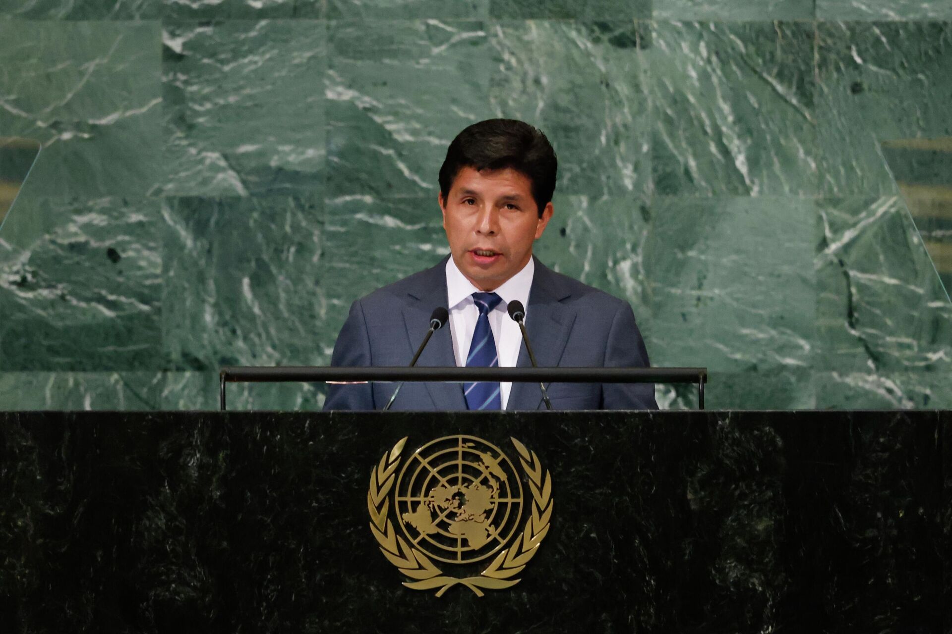 O presidente do Peru, Pedro Castillo, discursa na Assembleia Geral das Nações Unidas, em 20 de setembro de 2022 - Sputnik Brasil, 1920, 07.12.2022