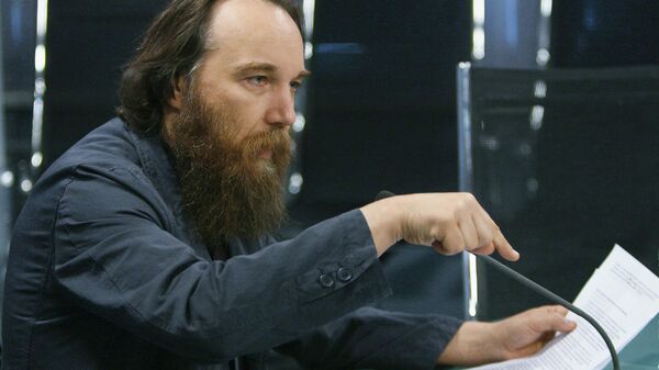 Filósofo russo Aleksandr Dugin, durante conferência de imprensa em Moscou, Rússia (foto de arquivo) - Sputnik Brasil