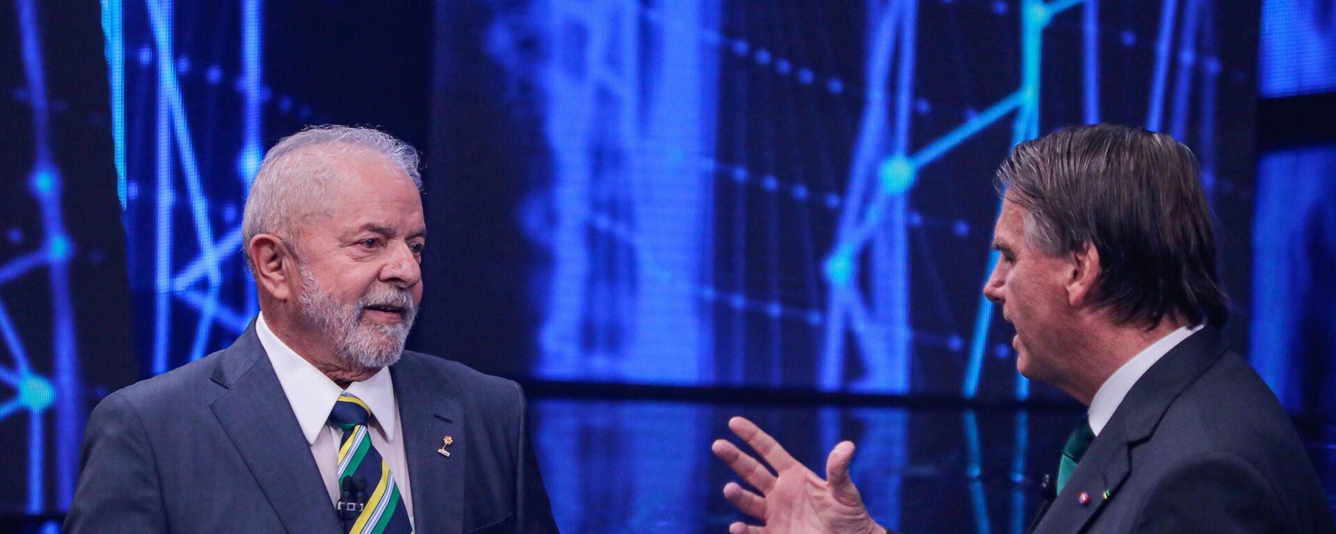 Lula da Silva e Jair Bolsonaro participam do debate presidencial promovido pela TV Bandeirantes. São Paulo, 16 de outubro de 2022. - Sputnik Brasil, 1920, 09.02.2024
