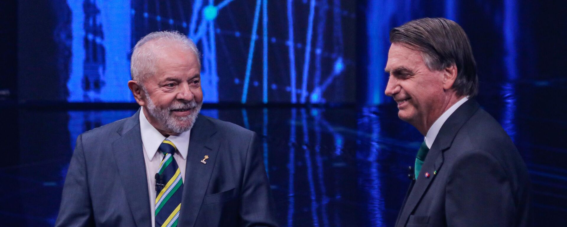 Lula da Silva e Jair Bolsonaro participam do debate presidencial promovido pela TV Bandeirantes. São Paulo, 16 de outubro de 2022. - Sputnik Brasil, 1920, 28.10.2022