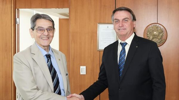 Jair Bolsonaro recebe o ex-deputado Roberto Jefferson em Brasília, em 2 de setembro de 2020 - Sputnik Brasil