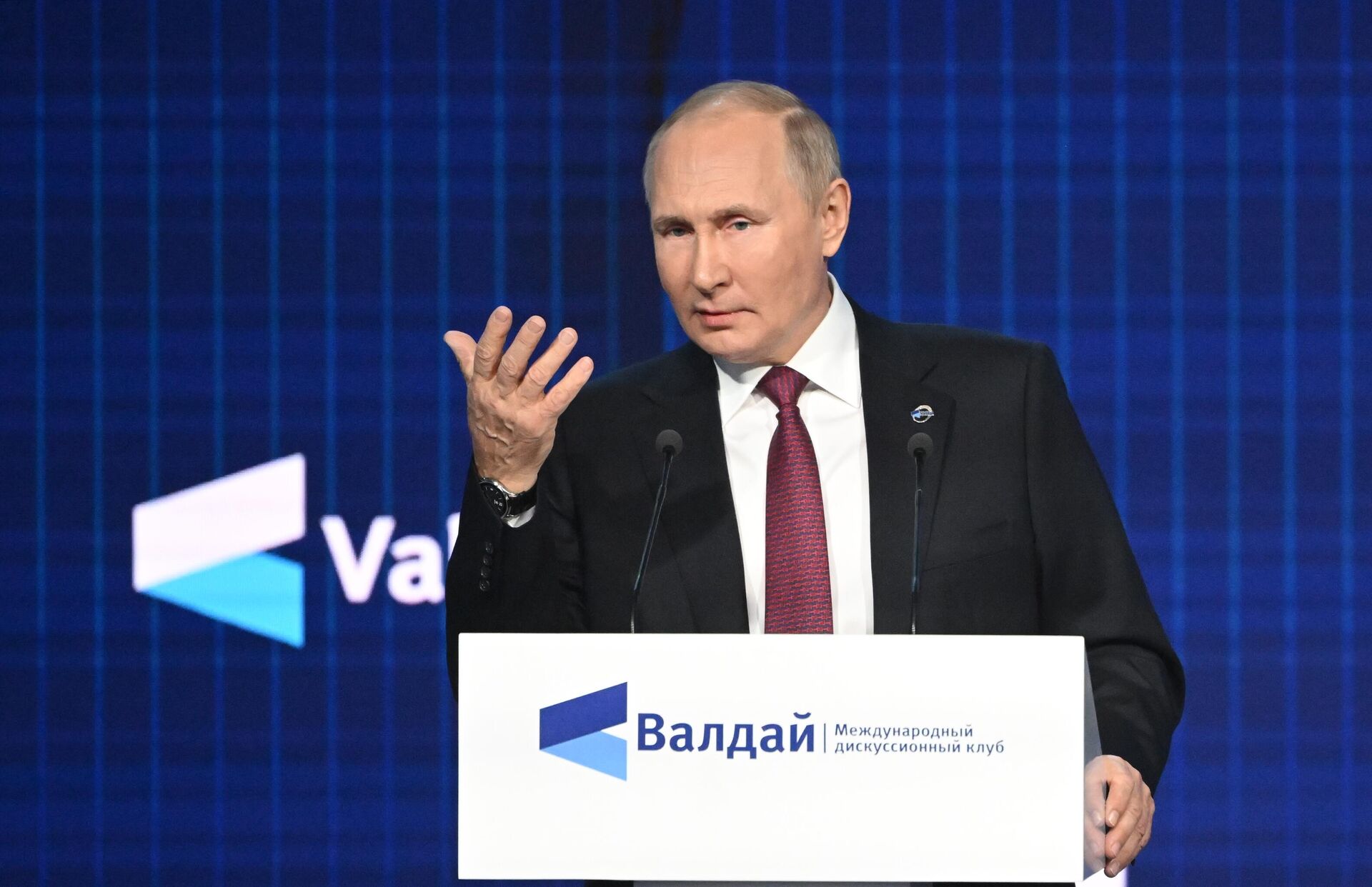 Presidente russo, Vladimir Putin, discurssa na 19ª Reunião Anual do Clube Valdai de Discussões Internacionais, 27 de outubro de 2022 - Sputnik Brasil, 1920, 31.10.2022
