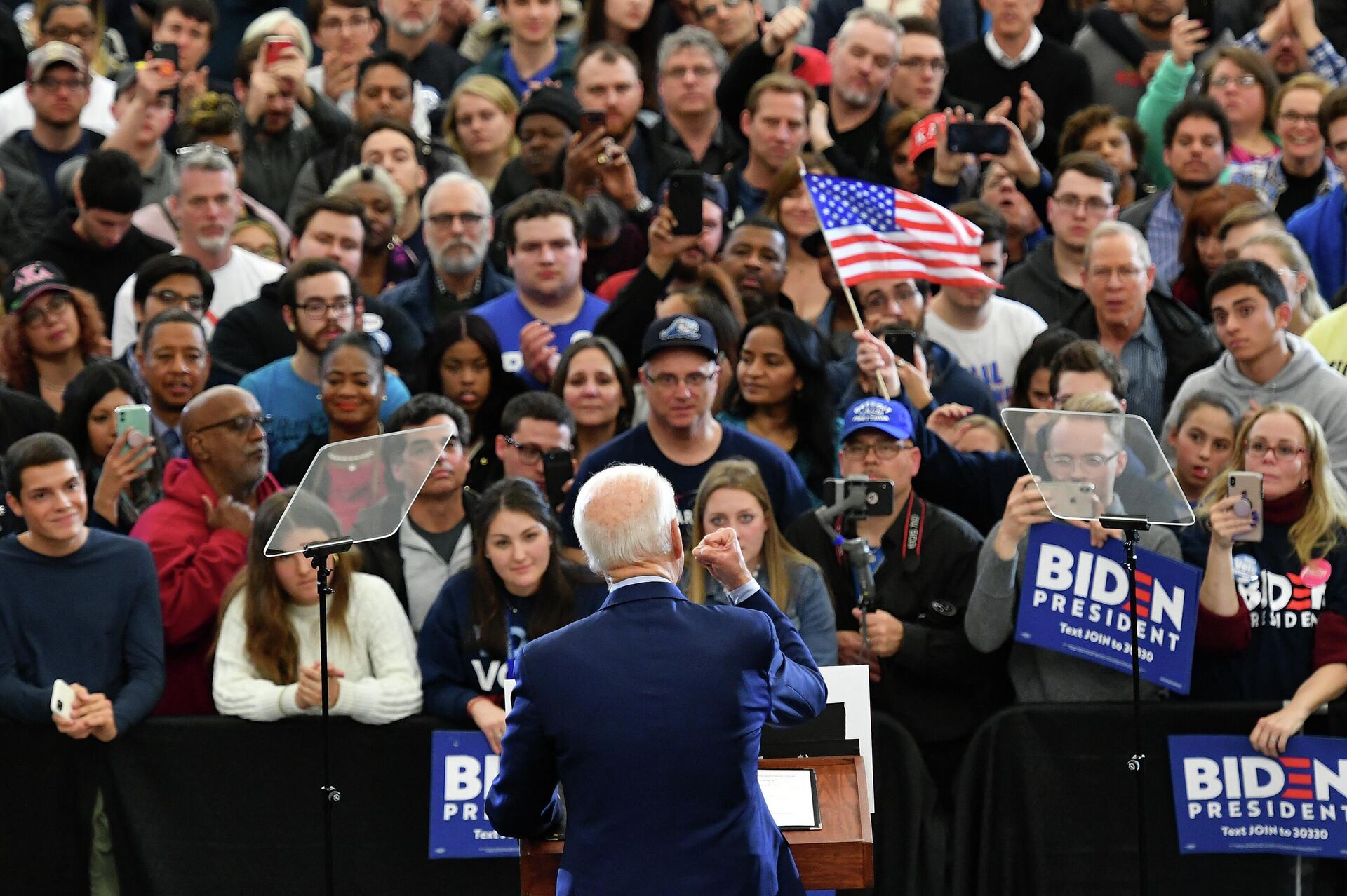 Então candidato à presidência da República, Joe Biden, durante comício a membros do Partido Democrata, Detroit, Michigan, 9 de março de 2020  - Sputnik Brasil, 1920, 09.11.2022