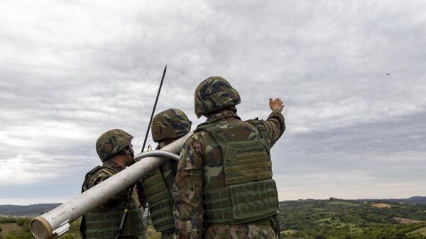 Durante o Exercício Conjunto (EXCON) Escudo-Tínia 2022, realizado no Rio Grande do Sul desde o dia 7 de novembro, as forças brasileiras conduziram o treinamento da missão de defesa antiaérea - Sputnik Brasil