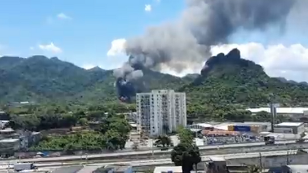 Incêndio atinge área dos Estúdios Globo, no Rio de Janeiro, em 18 de novembro de 2022 - Sputnik Brasil