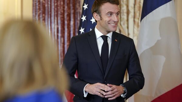 Emmanuel Macron, presidente da França, durante almoço no Departamento de Estado dos EUA em Washington, EUA, 1º de dezembro de 2022 - Sputnik Brasil