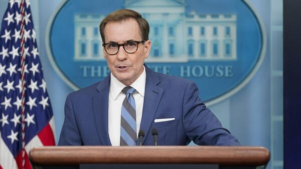 John Kirby, porta-voz do Conselho de Segurança Nacional dos EUA, fala durante briefing de imprensa na Casa Branca. Washington, D. C., 28 de novembro de 2022 - Sputnik Brasil