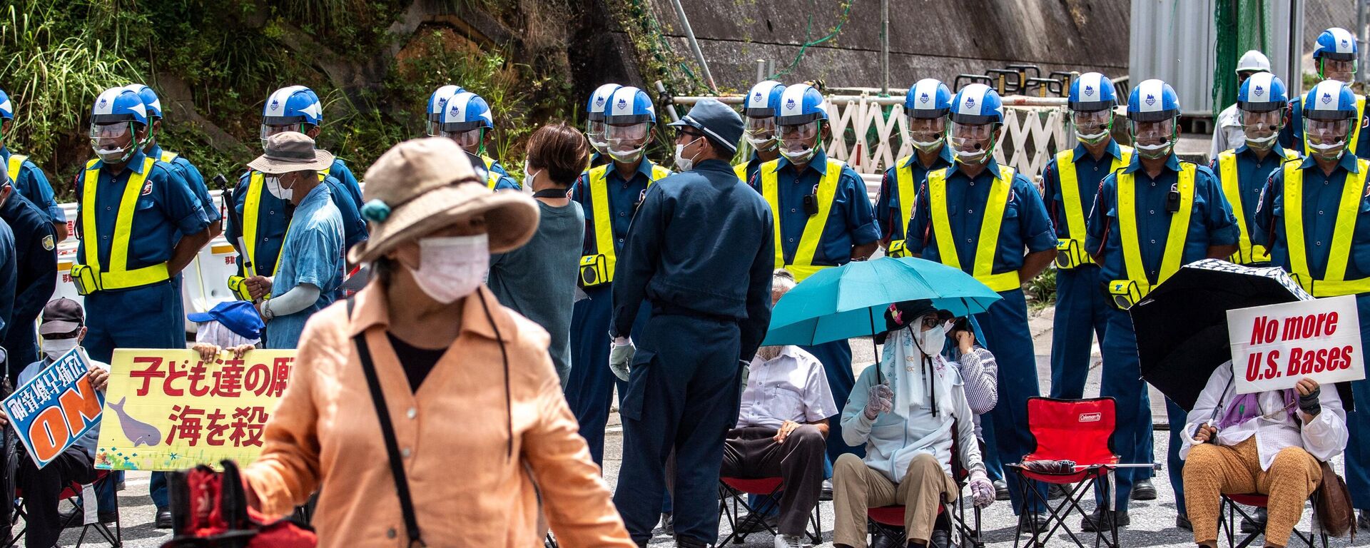 Ativistas protestam base Henoko dos EUA em Nago, prefeitura de Okinawa, Japão, 24 de agosto de 2022 - Sputnik Brasil, 1920, 27.12.2022