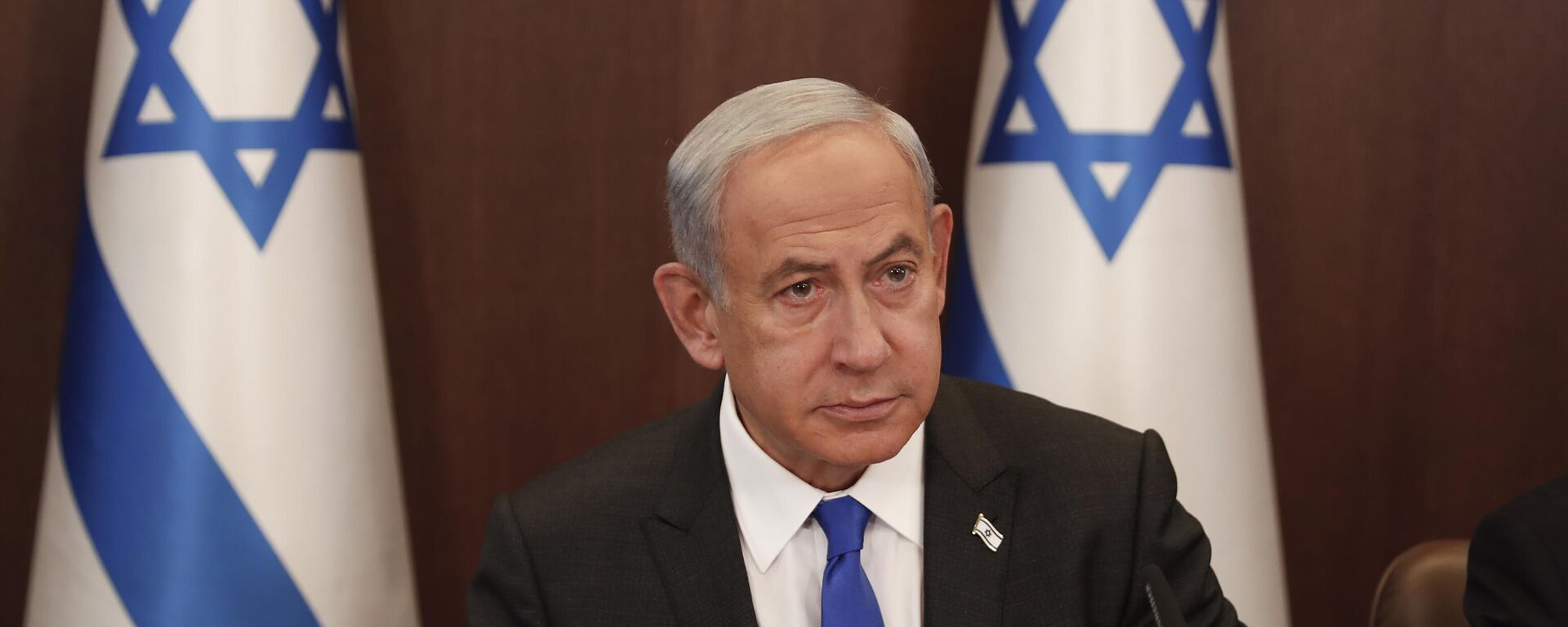 Primeiro-ministro israelense, Benjamin Netanyahu participa da reunião semanal do gabinete, em Jerusalém, em 3 de janeiro de 2023 - Sputnik Brasil, 1920, 24.03.2023