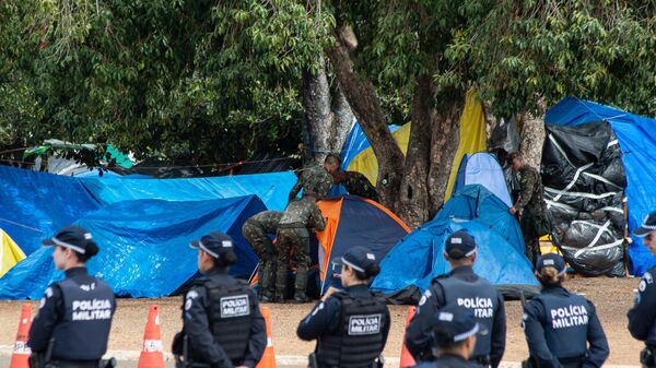 Mobilização de desmonte do acampamento do Quartel-General do Exército. Brasília (DF), 9 de janeiro de 2023 - Sputnik Brasil