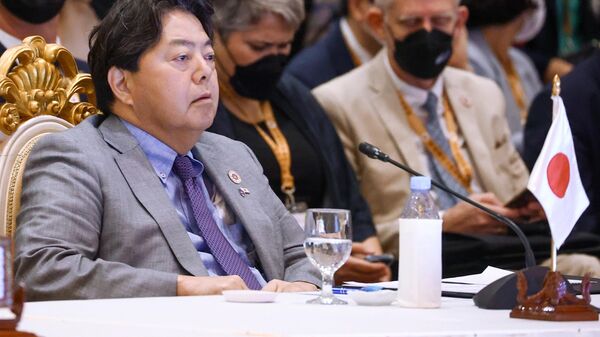 O ministro das Relações Exteriores do Japão, Yoshimasa Hayashi, durante encontro com homólogos no âmbito da Associação de Nações do Sudeste Asiático (ASEAN, na sigla em inglês) - Sputnik Brasil
