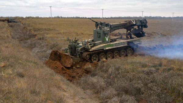 Tanque de sapador IMR-3M em ação no sul da operação militar especial da Rússia na Ucrânia, foto publicada em 16 de janeiro de 2023 - Sputnik Brasil