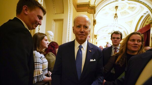 Presidente Joe Biden parte após o discurso do Estado da União na Câmara dos Representantes do Capitólio dos Estados Unidos, Washington, 7 de fevereiro de 2023. - Sputnik Brasil