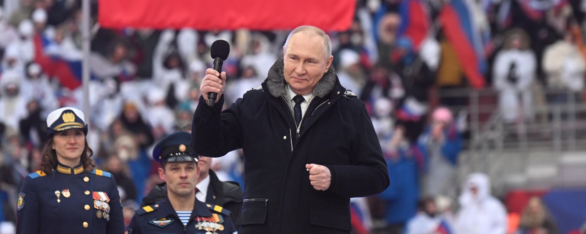 O presidente russo, Vladimir Putin, fala em comício em um estádio de Moscou, em 23 de fevereiro de 2023 - Sputnik Brasil, 1920, 22.02.2023