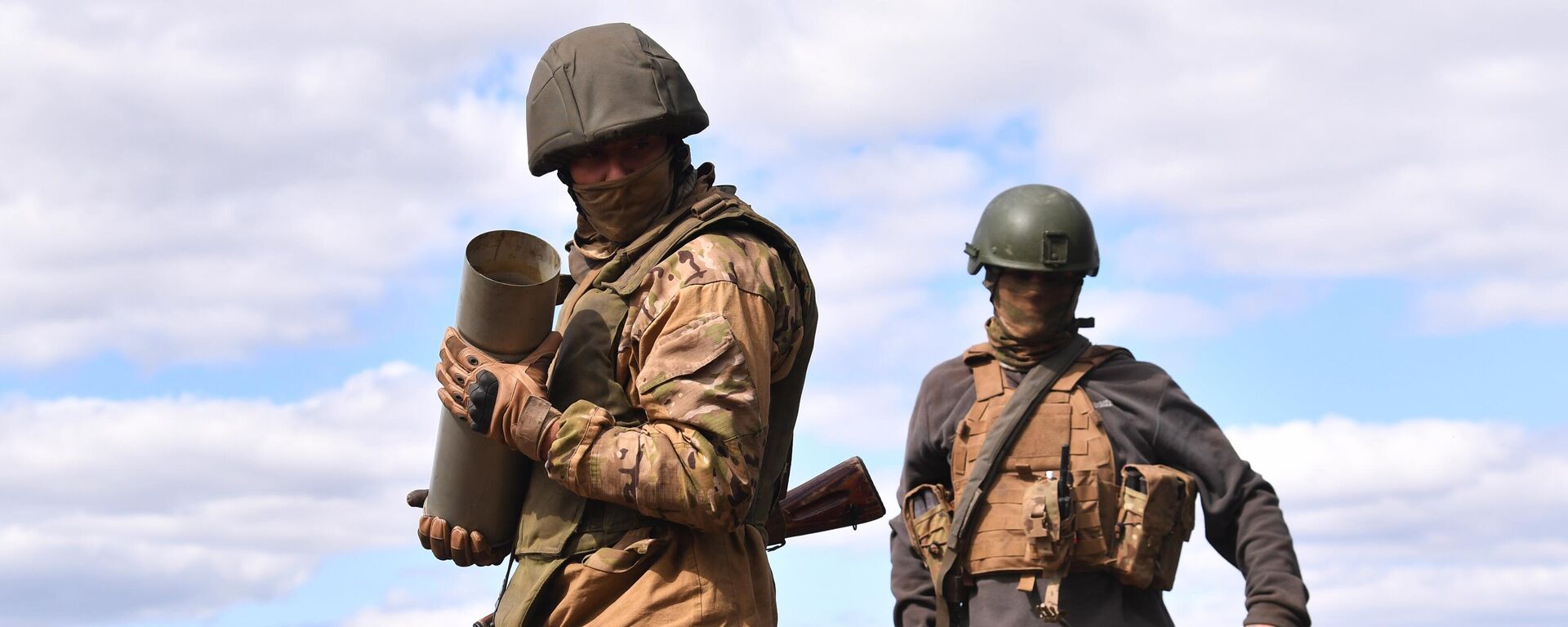 Combatentes do Grupo Wagner perto de Artyomovsk, na República Popular de Donetsk (RPD) - Sputnik Brasil, 1920, 10.07.2023