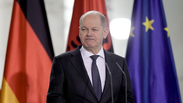 O chanceler alemão Olaf Scholz participa de uma coletiva de imprensa com o primeiro-ministro da Albânia, Edi Rama, após uma reunião na chancelaria em Berlim, Alemanha, na terça-feira, 7 de março de 2023. - Sputnik Brasil