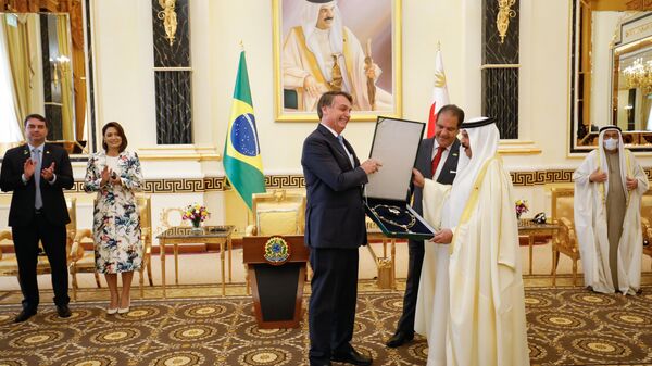 Encontro entre Bolsonaro com sua majestade o rei Hamad bin Isa Al Khalifa em 16 de novembro de 2021 - Sputnik Brasil