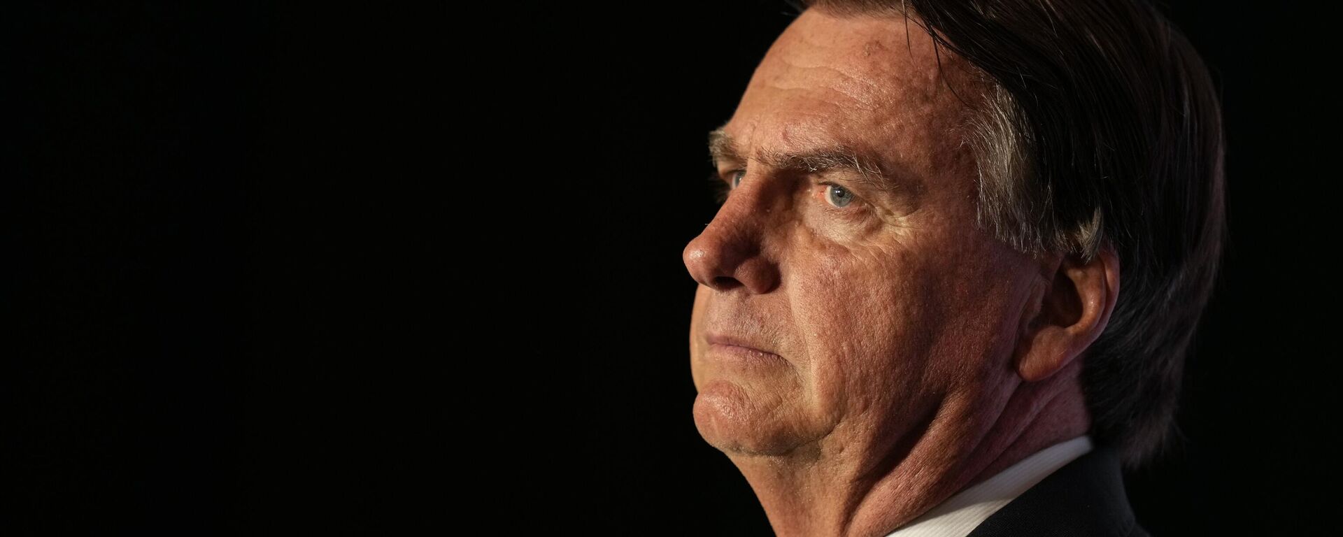 O ex-presidente de direita do Brasil, Jair Bolsonaro, fala em um evento organizado pelo grupo conservador Turning Point USA, no Trump National Doral Miami, 3 de fevereiro de 2023 - Sputnik Brasil, 1920, 15.03.2025