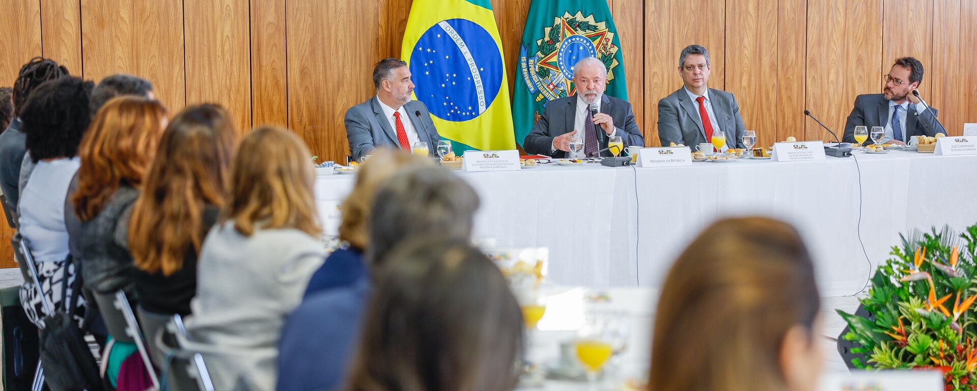 Presidente da República, Luiz Inácio Lula da Silva, durante café com jornalistas, 6 de abril de 2023 - Sputnik Brasil, 1920, 06.04.2023