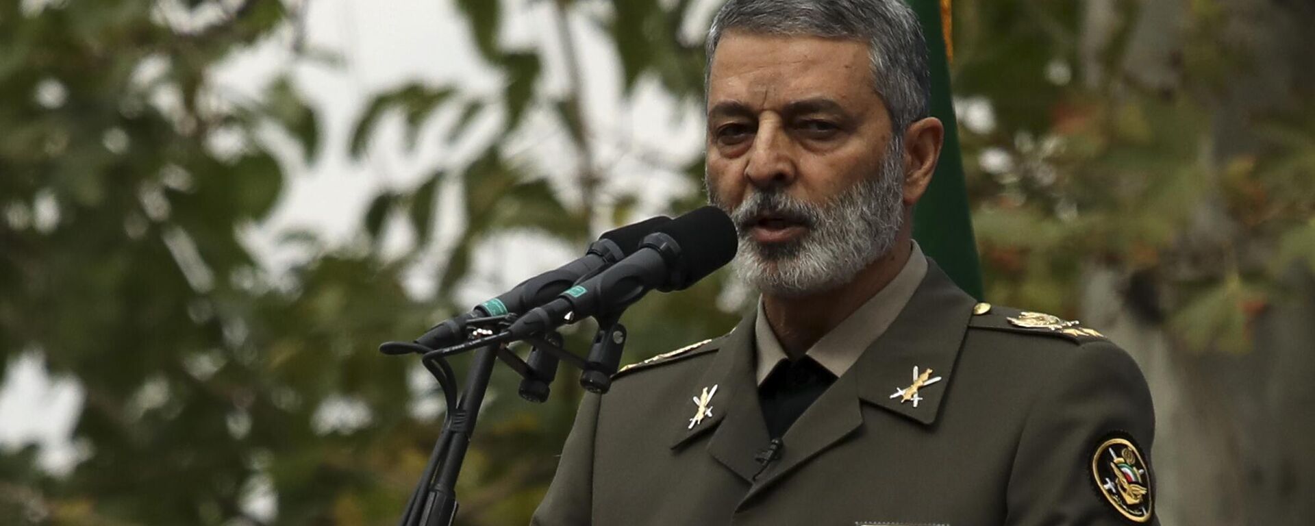Abdolrahim Mousavi, comandante do Exército iraniano, fala durante comício anti-EUA junto da antiga embaixada dos EUA em Teerã, Irã, 4 de novembro de 2019 - Sputnik Brasil, 1920, 10.04.2023