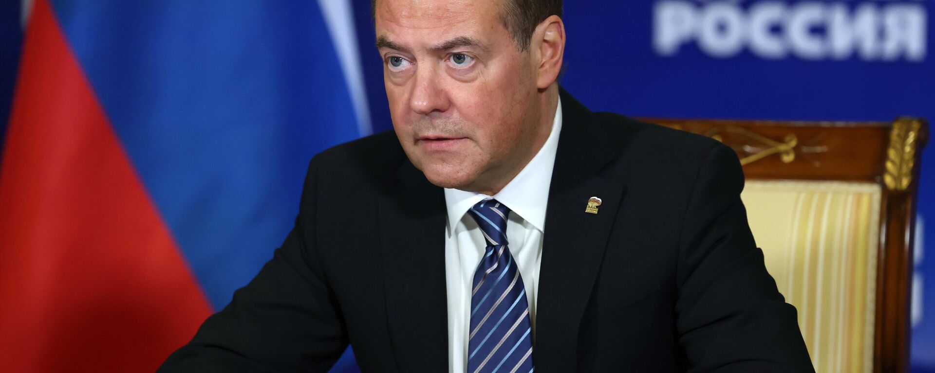 Dmitry Medvedev, vice-presidente do Conselho de Segurança da Rússia, preside a reunião do Comitê Organizador Internacional do Fórum de Adversários de Práticas Modernas de Neocolonialismo, foto publicada em 30 de março de 2023 - Sputnik Brasil, 1920, 18.10.2023