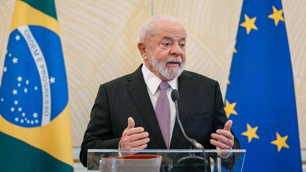 O presidente, Luiz Inácio Lula da Silva, durante coletiva de imprensa, em Bruxelas, na Bélgica, 19 de julho de 2023 - Sputnik Brasil