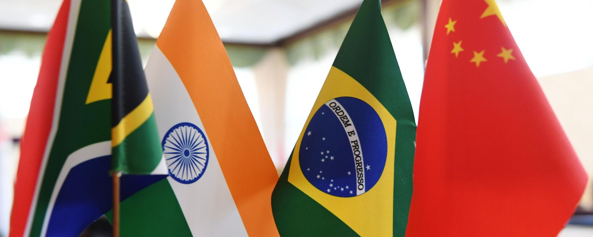 As bandeiras dos países que fazem parte do BRICS - Sputnik Brasil, 1920, 22.08.2023
