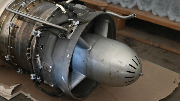Fragmento do motor de um míssil britânico-francês Storm Shadow, capturado pelas forças russas durante combates na frente de Zaporozhie, foto publicada em 10 de julho de 2023 - Sputnik Brasil
