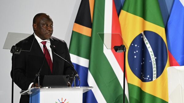 África do Sul busca UE para negociar imposto de carbono que prejudica países do BRICS: 'Unilateral'