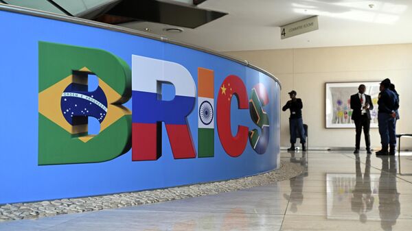 Parcela do BRICS no PIB mundial atingiu níveis recorde, ultrapassando os países do G7, diz pesquisa