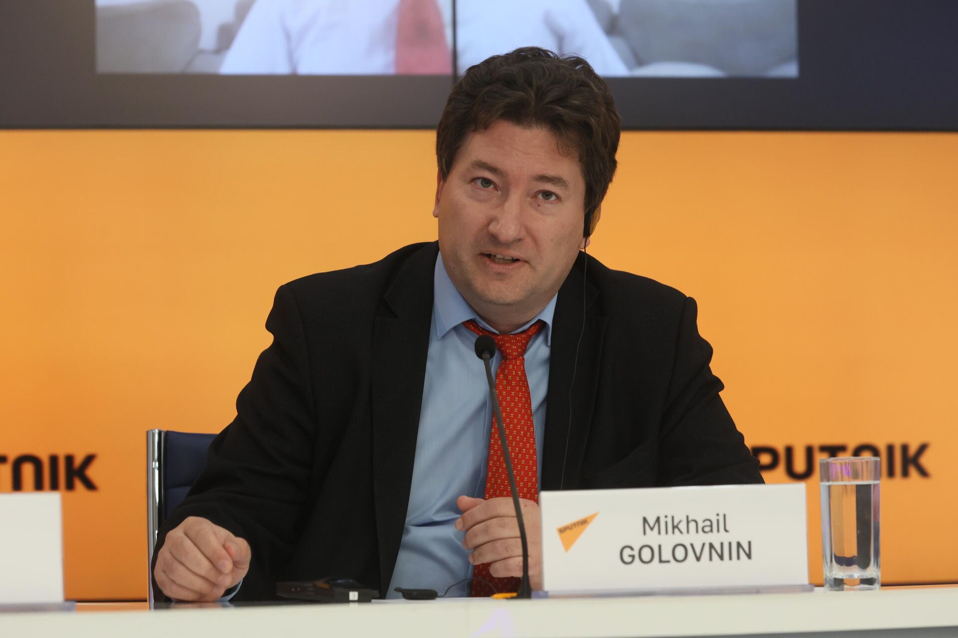 Diretor do Instituto de Economia da Academia de Ciências da Rússia, membro do Comitê Nacional de Pesquisas do BRICS, Mikhail Golovnin, 31 de agosto de 2023 - Sputnik Brasil, 1920, 31.08.2023