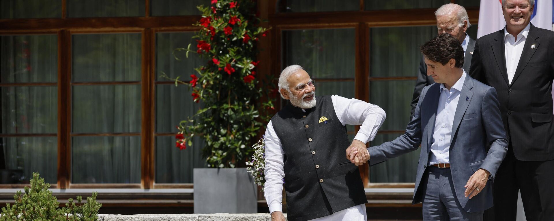 Narendra Modi e Justin Trudeau na reunião do G20 em 2022 - Sputnik Brasil, 1920, 01.09.2023