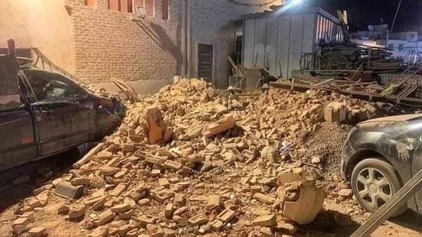 Escombros de um prédio que colapsou em decorrência do tremor. Marrocos, 8 de setembro de 2023 - Sputnik Brasil