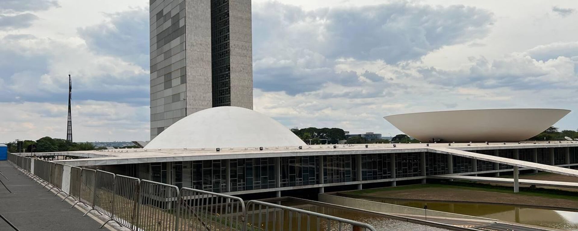 Prédio do Congresso Nacional, em Brasília (DF), na véspera do segundo turno da eleição presidencial de 2022 - Sputnik Brasil, 1920, 18.12.2024