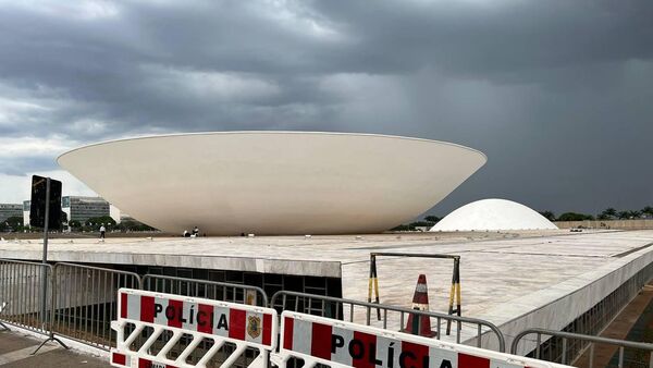 Segurança em torno do Congresso Nacional antes do segundo turno da eleição presidencial de 2022 - Sputnik Brasil