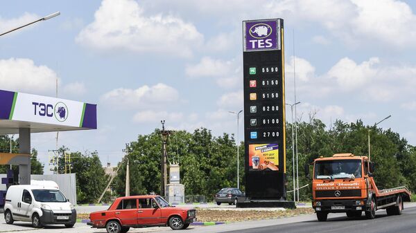 Carros saem de novo posto de gasolina da TES na região de Zaporozhie, foto publicada em 21 de julho de 2023 - Sputnik Brasil